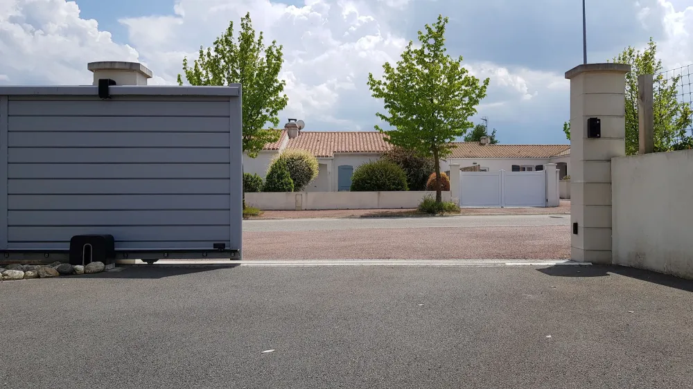 portails et cloture (2)